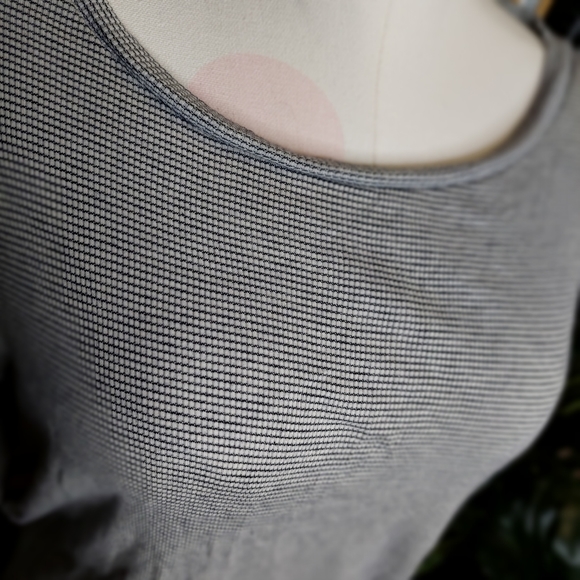 Ines De La Fressange • Black White Basic Long Sleeve Casual Textured XL Womens